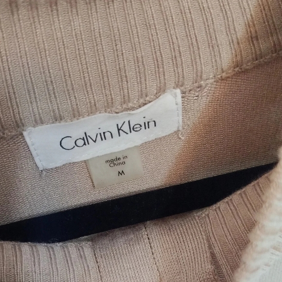 Calvin Klein Cream Sheath Dress with Cuffed Long Sleeves - Picture 2 of 5